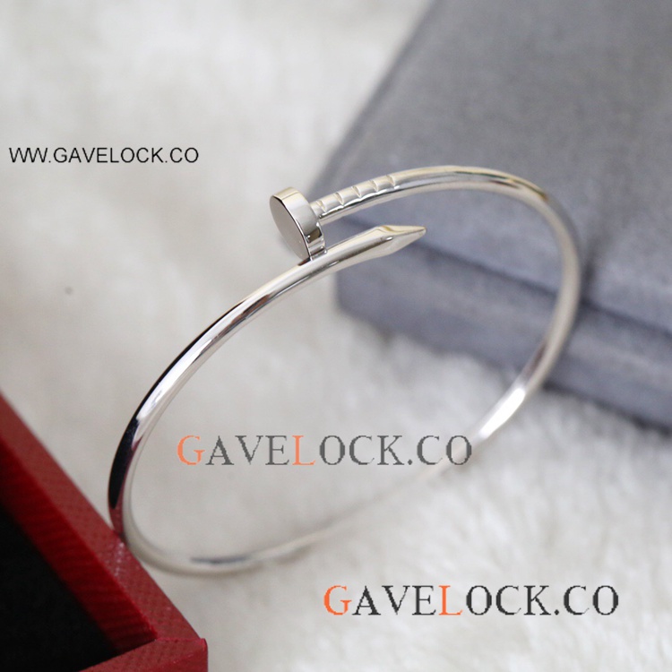 AAA Replica Cartier Elastic Nail Bracelet - Narrow Model - Silver AAA Replica Cartier Elastic Nail Bracelet - Narrow Model - Silver